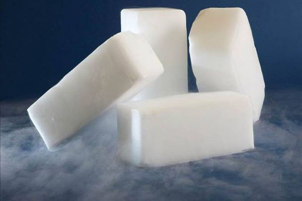 3 thứ nếu để trong ngăn đá sẽ trở thành BOM” khiến tủ lạnh nổ tung” nguy hiểm tới tính mạng-2