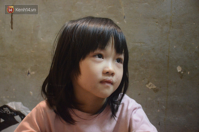 Gặp bé gái 6 tuổi phối quần áo cũ cực chất ở Hà Nội: Nhút nhát, đáng yêu và uớc mơ làm người mẫu-4