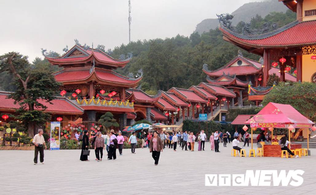 Đại đức Thích Trúc Thái Minh xin lỗi nhân dân, phật tử sau khi chùa Ba Vàng truyền bá vong báo oán-1