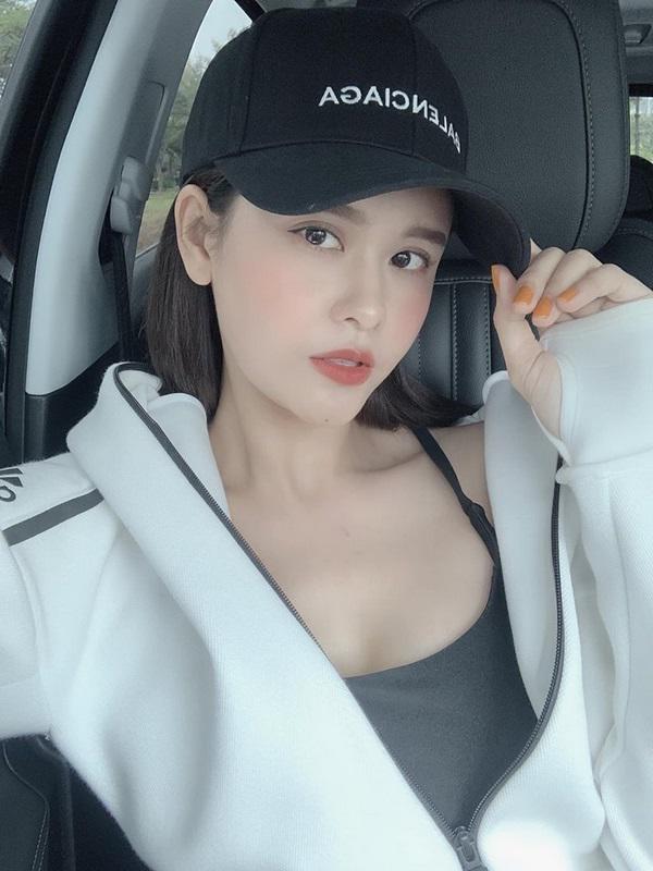 Nhờ điều này, Hà Hồ, Trương Quỳnh Anh mới có làn da sáng mịn bất chấp nắng gắt Sài Gòn-4