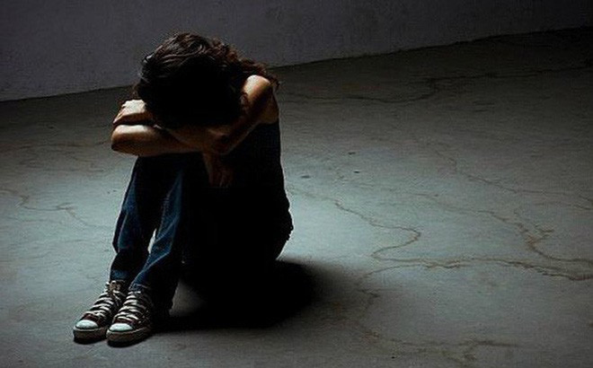 Bắt người cha thú tính hiếp dâm con gái ruột 10 tuổi-1