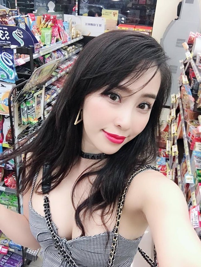 Cá sấu chúa Quỳnh Nga lột xác ngày càng bốc lửa sau 5 năm ở ẩn-15