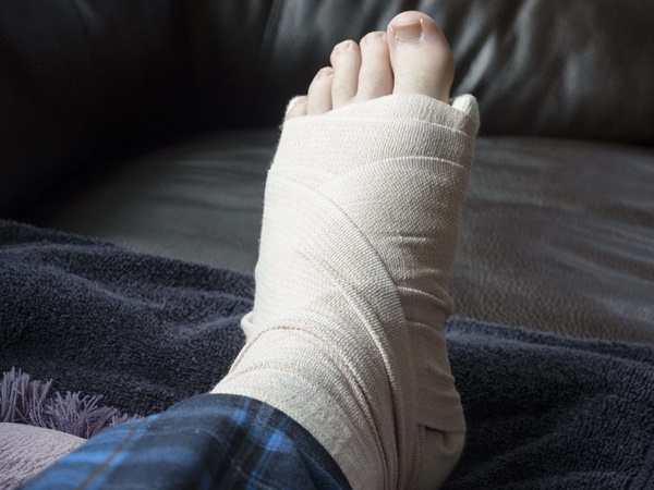 Cẩn thận với 6 dấu hiệu khác thường ở bàn chân đang ngầm cảnh báo bệnh-5