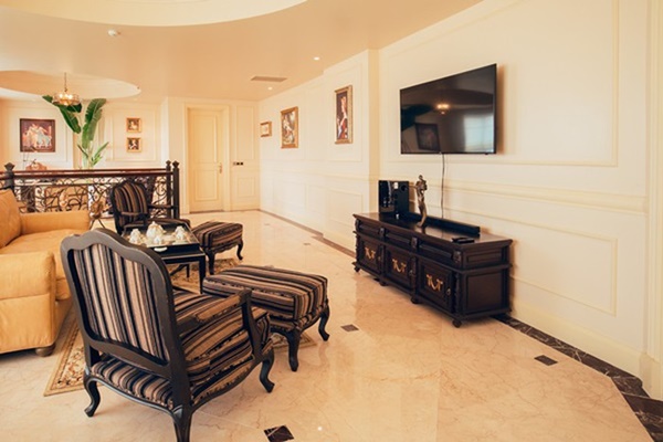 Hạnh phúc trong mơ của Hoa hậu giàu có nhất Việt Nam sau khi ly hôn người chồng tù tội-18