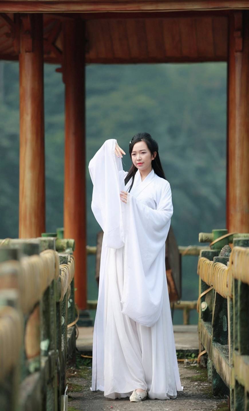 Lan Những cô gái trong thành phố tung ảnh xinh đẹp như Tiểu Long Nữ trong phim cổ trang-4