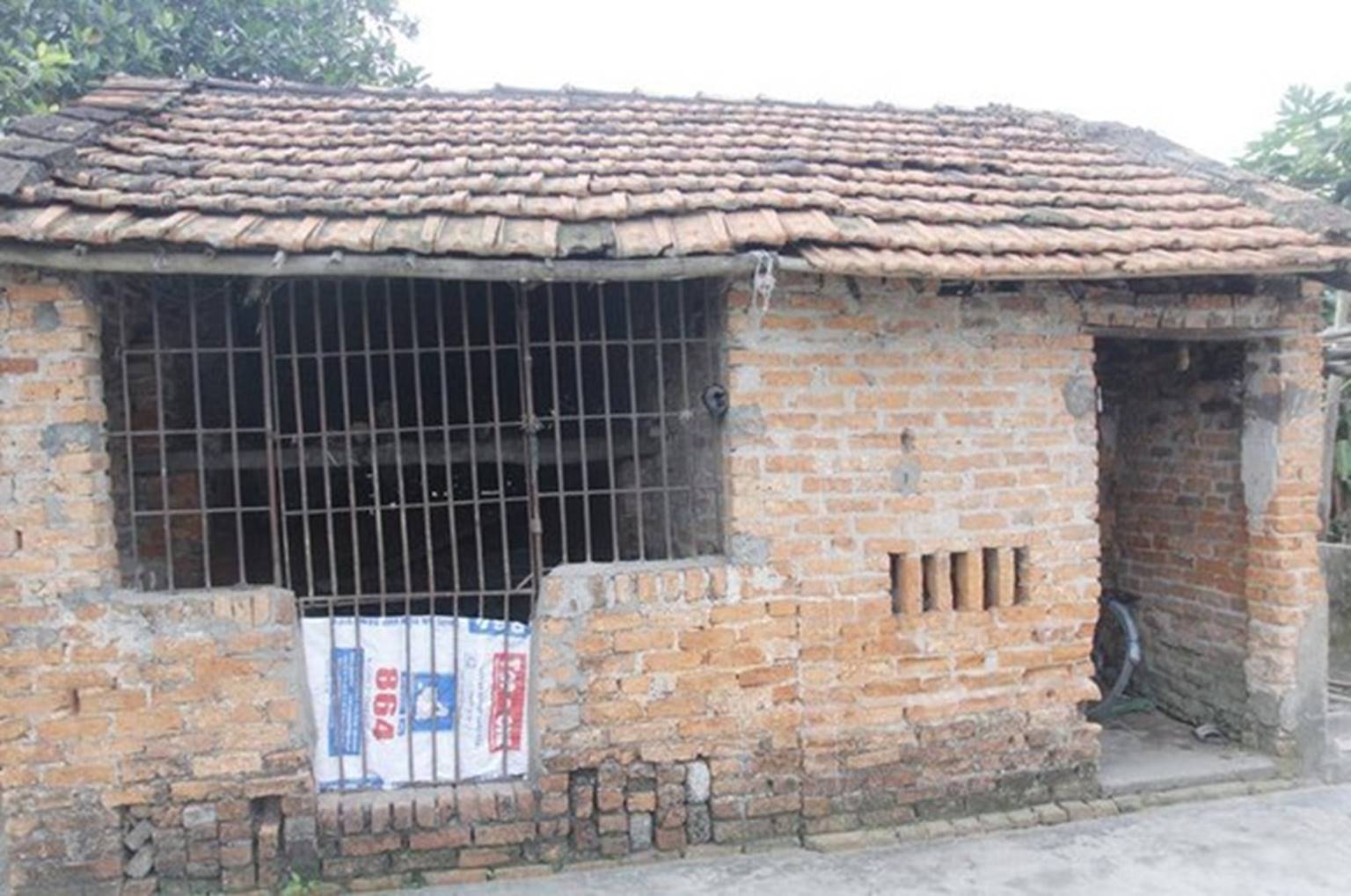 Gia cảnh khốn khó của nữ sinh bị bạn đánh đến nhập viện tâm thần-4