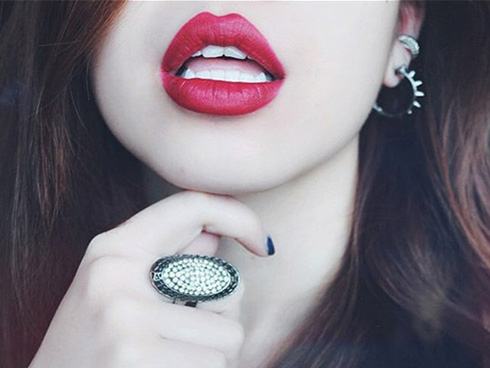 Chỉ mặt 3 dấu hiệu RÕ MỒN MỘT trên mặt phụ nữ ĐỘC ÁC - GIAN XẢO, nói dối không chớp mắt-2