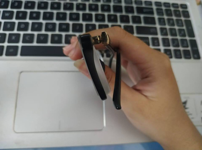 Học sinh đua nhau đọ độ dày của mắt kính khiến dân mạng hoảng hồn, có người cận đến 33 độ!-1