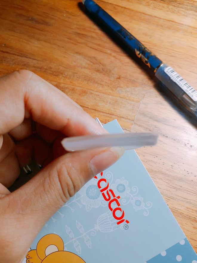 Học sinh đua nhau đọ độ dày của mắt kính khiến dân mạng hoảng hồn, có người cận đến 33 độ!-3