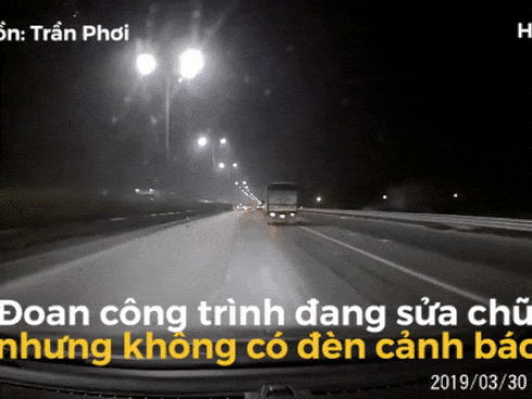Ô tô lao thẳng vào công trường không có đèn cảnh báo trên cao tốc