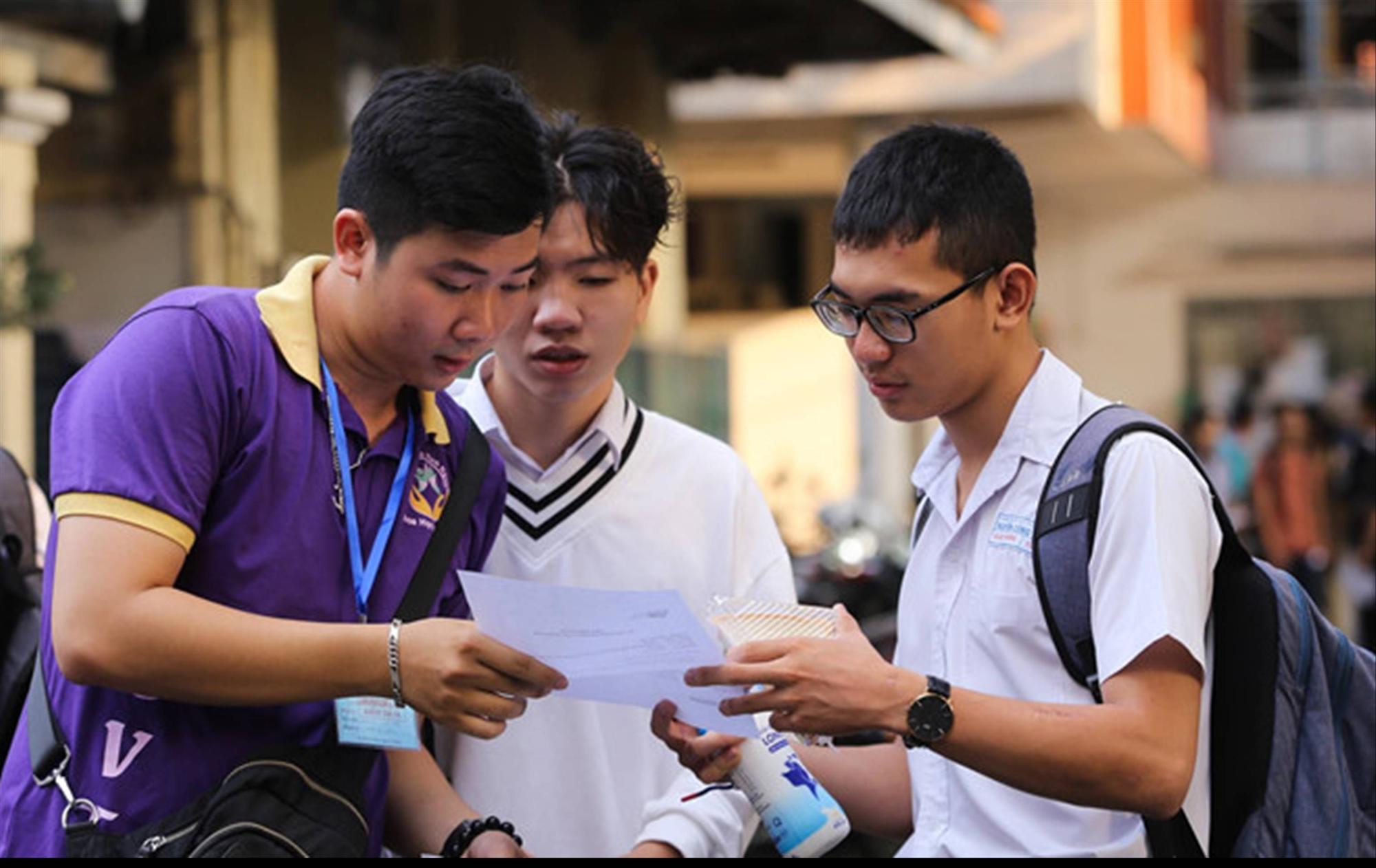 Hơn 37.000 thí sinh bước vào kỳ thi đại học đầu tiên năm 2019-2