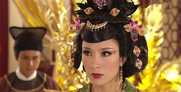 Chỉ mặt 3 dấu hiệu RÕ MỒN MỘT trên mặt phụ nữ ĐỘC ÁC - GIAN XẢO, nói dối không chớp mắt-1