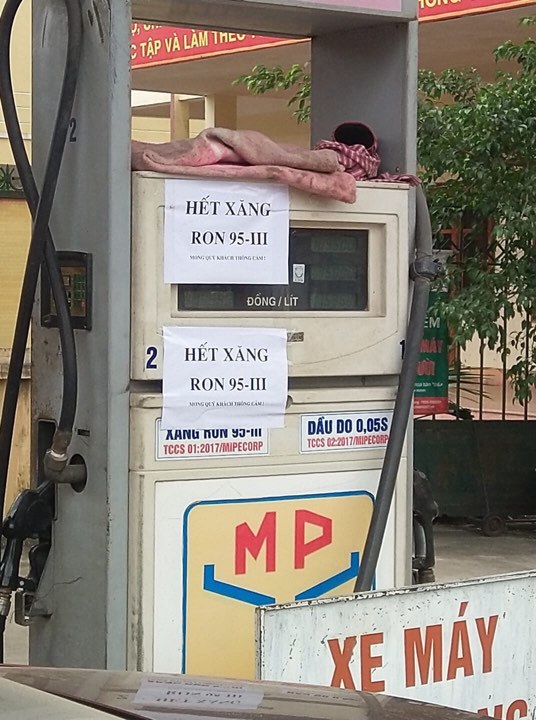 Điện tăng, xăng ép giá: Cú bật của chiếc lò xo nén-1