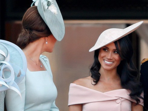 Con đầu lòng của Meghan sẽ giúp cô xóa mối hận thù với chị dâu Kate nhờ vào điều này