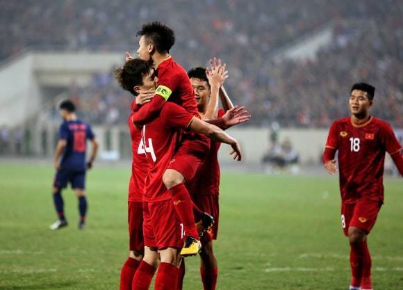 Bóng đá Việt bay cao: Quên người Thái được chưa?-2