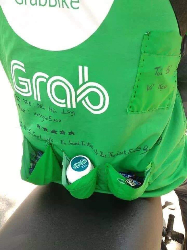 Anh tài xế được phong tặng danh hiệu chàng trai vàng trong làng Grab bởi hành động siêu dễ thương này-1