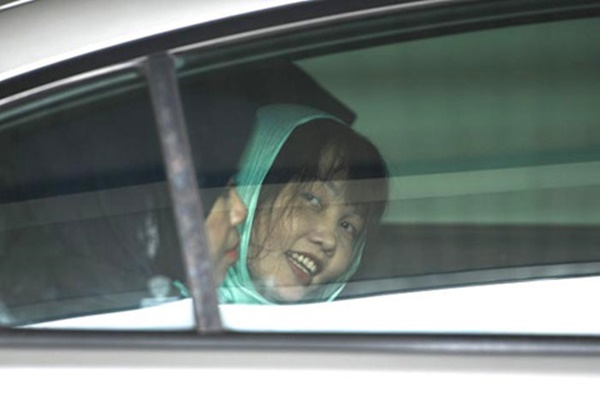 NÓNG: Đoàn Thị Hương mỉm cười rời tòa, chờ ngày tự do-2