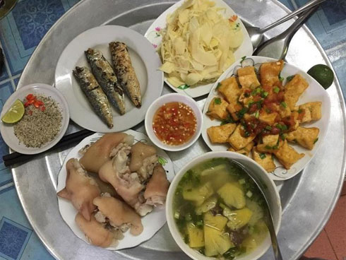 5 món ăn vừa ngon lại rẻ tiền cho ngày mưa, cơm cứ xới lên là hết-6