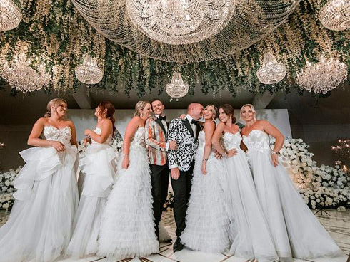 Người yêu cũ của chú rể mặc váy cưới đến xin lỗi, thái độ của cô dâu mới bất ngờ-5