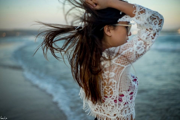 Tiêu Châu Như Quỳnh rắc thính với loạt hình táo bạo trong ngày Cá tháng 4-10