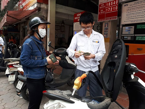 Giá xăng có thể tăng 400-500 đồng/lít sau nghỉ lễ 30/4 - 1/5-2