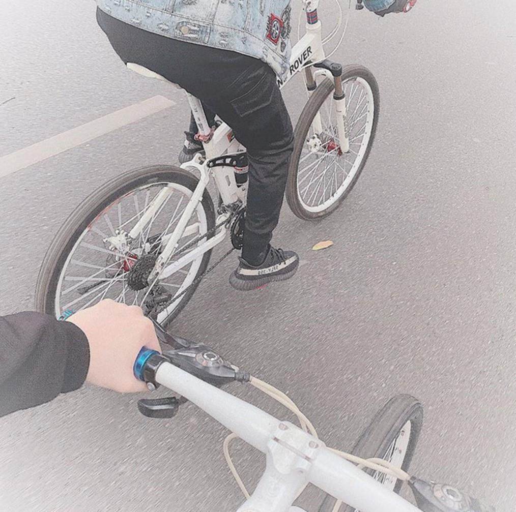 Bình An và bạn gái Á hậu Phương Nga du lịch nước ngoài, đeo nhẫn đôi-6