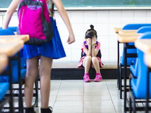 Khi con bị bắt nạt, cha mẹ đừng dạy con nói 3 từ này bằng không càng khiến trẻ bị tổn thương nặng nề hơn-4