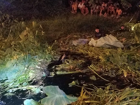 Tiếng kêu thất thanh của cô gái ven đường và bí mật động trời phía sau-5