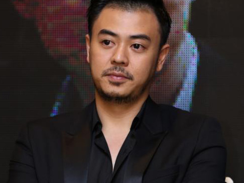 MC Tuấn Tú VTV: Đừng hy vọng lấy một người giàu có rồi họ cho mình tiền tỉ để làm ăn, không có đâu!-9