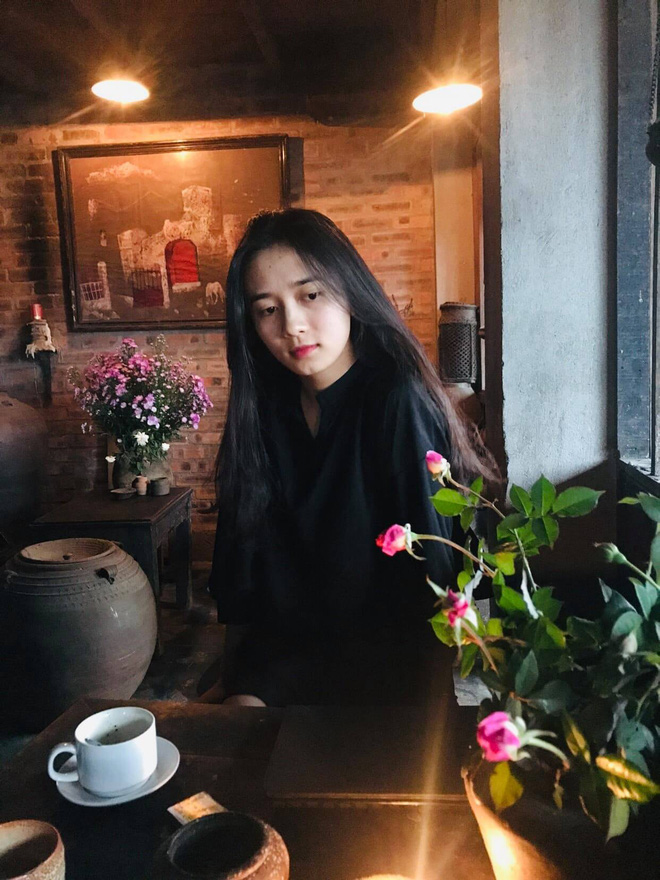 Đi tư vấn hướng nghiệp ở trường cấp 3, nữ sinh Nông Lâm được xin info ầm ầm-5