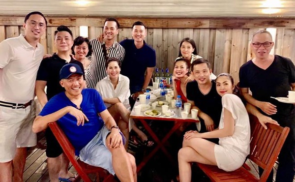 Tăng Thanh Hà và chồng tổ chức sinh nhật cho 2 con, người hâm mộ bức xúc vì điều này-1