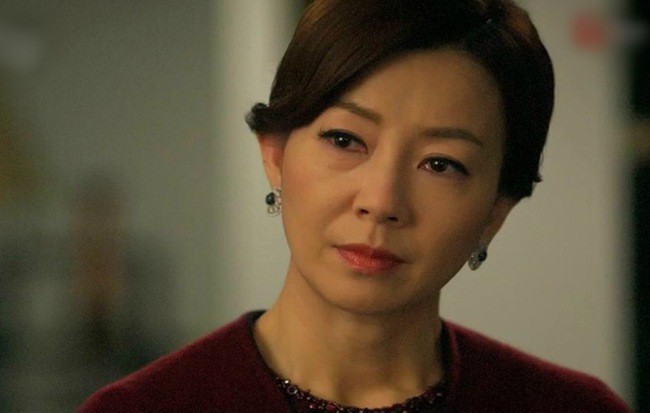 Đứng trước phòng nghe được lời nói xúc phạm của mẹ chồng với mẹ đẻ, tôi bật tung cửa nói 1 câu khiến bà sững sờ-2