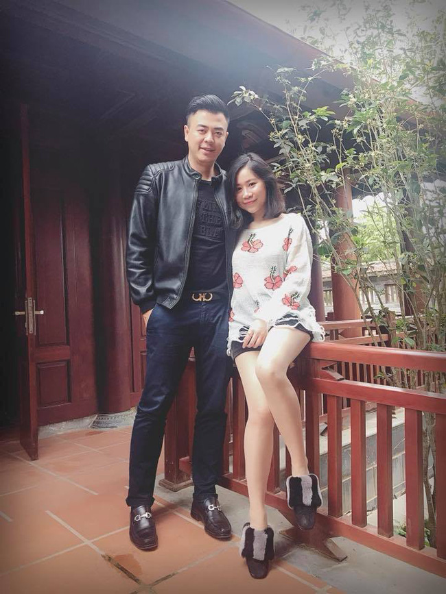 Từng bị gièm pha nhan sắc lúc mới cưới, vợ MC Tuấn Tú gây bất ngờ khi lão hóa ngược ở tuổi 35-1