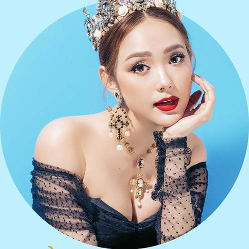 Minh Hằng gây sốc với gương mặt cứng đơ như ma-nơ-canh, mắt ti hí và miệng biến dạng?-1