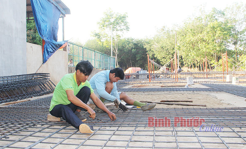 Nghề hot ở Bình Phước: Xây nhà tiền tỷ đón lộc trời cũng tiền tỷ-1