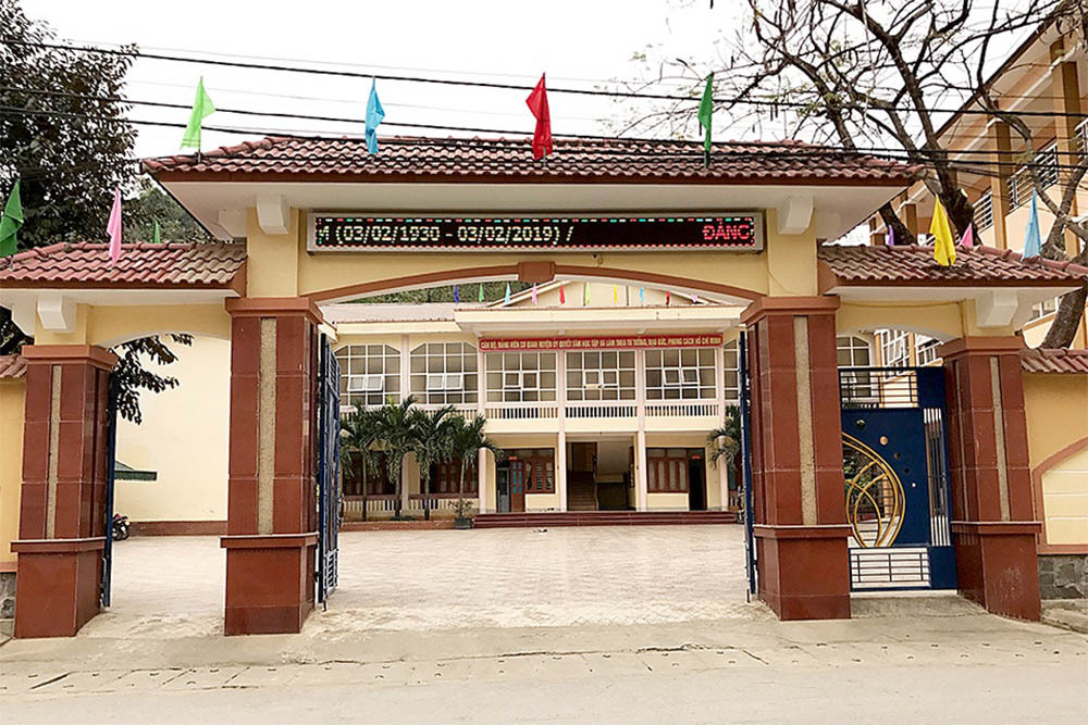 Học sinh lớp 5 ở Nghệ An dùng dao bấm đâm bạn-1