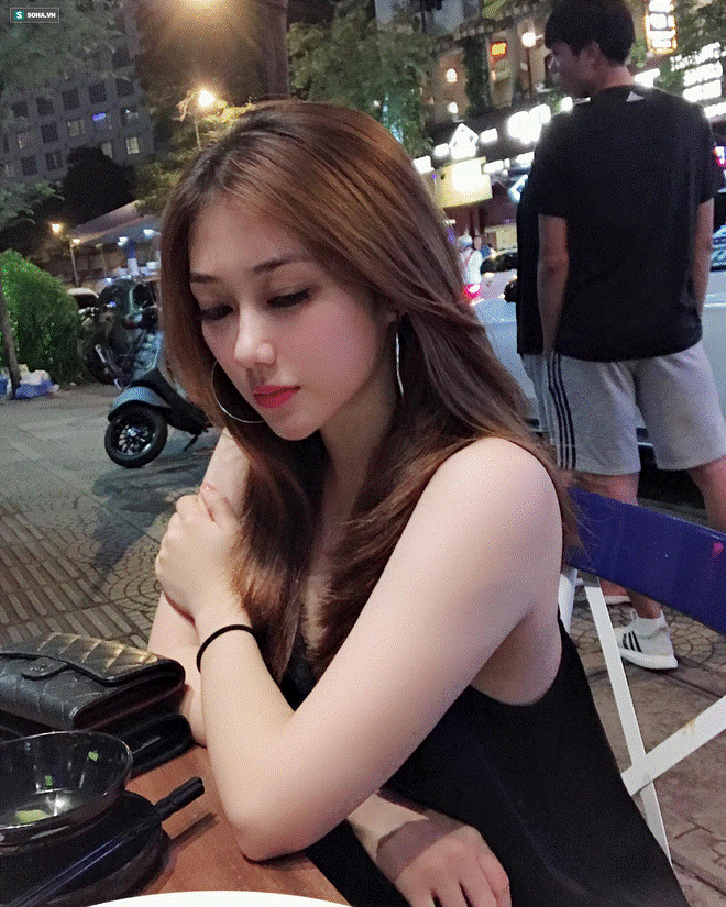 Cô gái Việt được báo Trung Quốc khen ngợi: Chỉ ngắm một giây cũng rung động-13