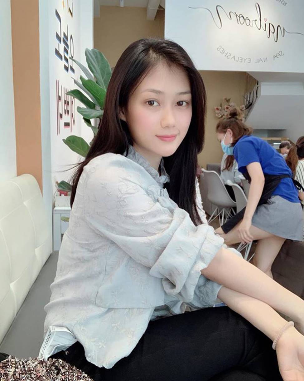 Chỉ cao vỏn vẹn 1m53, cô gái Đắk Lắk vẫn siêu nóng bỏng-16