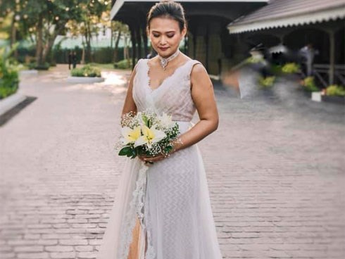 Lý lịch “khủng” của vợ mới 
