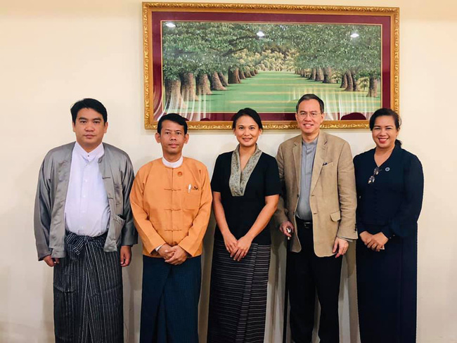 Lý lịch khủng” của vợ mới hai con người Myanmar của chồng cũ Hồng Nhung-6