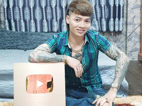 Sau Khá Bảnh, thánh chửi Dương Minh Tuyền bị xóa kênh YouTube-2