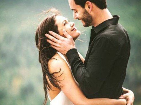 Tình yêu đích thực trải qua 5 giai đoạn, người cùng bạn vượt qua giai đoạn số 3 chắc chắn xứng đáng đồng hành với bạn suốt đời