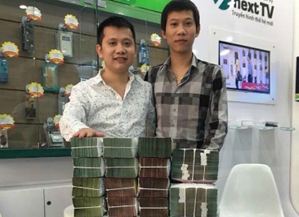 Siêu sim bát quý 097.777.7777 vừa được sang tay với giá 20 tỷ đồng?-2