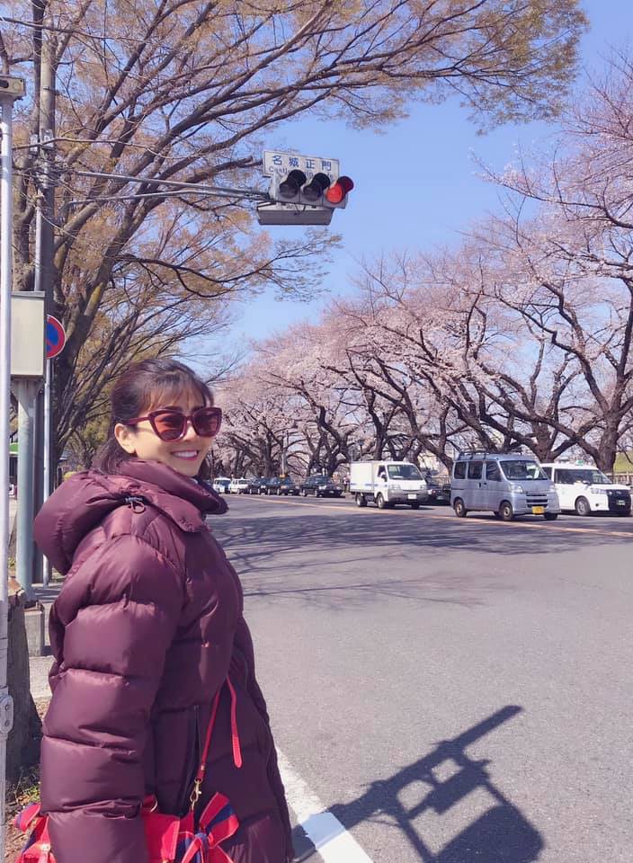 Dù sức khoẻ còn yếu, Mai Phương vẫn cùng con gái sang Nhật ngắm hoa anh đào sau gần 1 năm điều trị ung thư-3