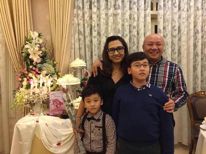 Cuộc sống viên mãn của BTV Vân Anh bên ông xã lớn hơn 21 tuổi - Ảnh 7. Cuộc sống viên mãn của BTV Vân Anh bên ông xã lớn hơn 21 tuổi-6