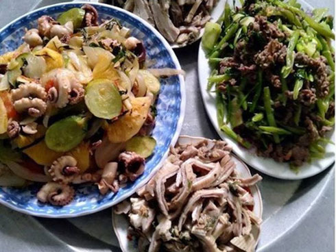 Khoe mâm cơm hàng ngày sang như nhà có khách, vợ trẻ đáp trả bài bản khi bị chị em trách tiêu hoang-7