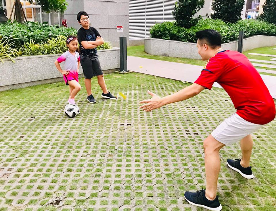 Con trai Hoàng Bách giành HCB Olympic Thành phố, nhưng câu trả lời ngây ngô của cậu bé khi đoạt giải mới thật gây cười-5