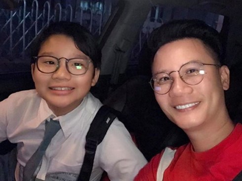 Con trai Hoàng Bách giành HCB Olympic Thành phố, nhưng câu trả lời ngây ngô của cậu bé khi đoạt giải mới thật gây cười