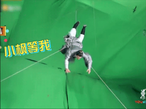 Dàn sao Avengers: Endgame vui nhộn, bày trò trên phim trường-1