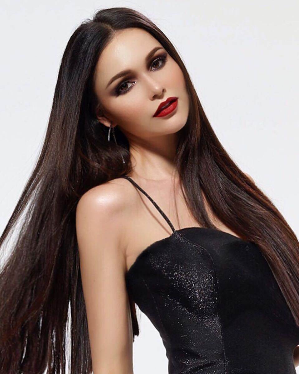 Vẻ đẹp như búp bê của mỹ nhân Thái lai Tây sắp đến Việt Nam-1